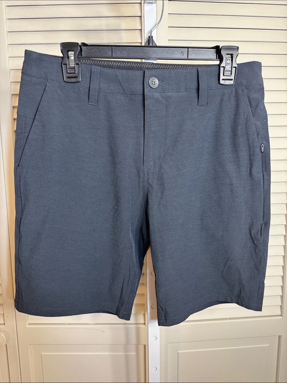 Vuori Men's Aim Shorts Charcoal Gray Size 30